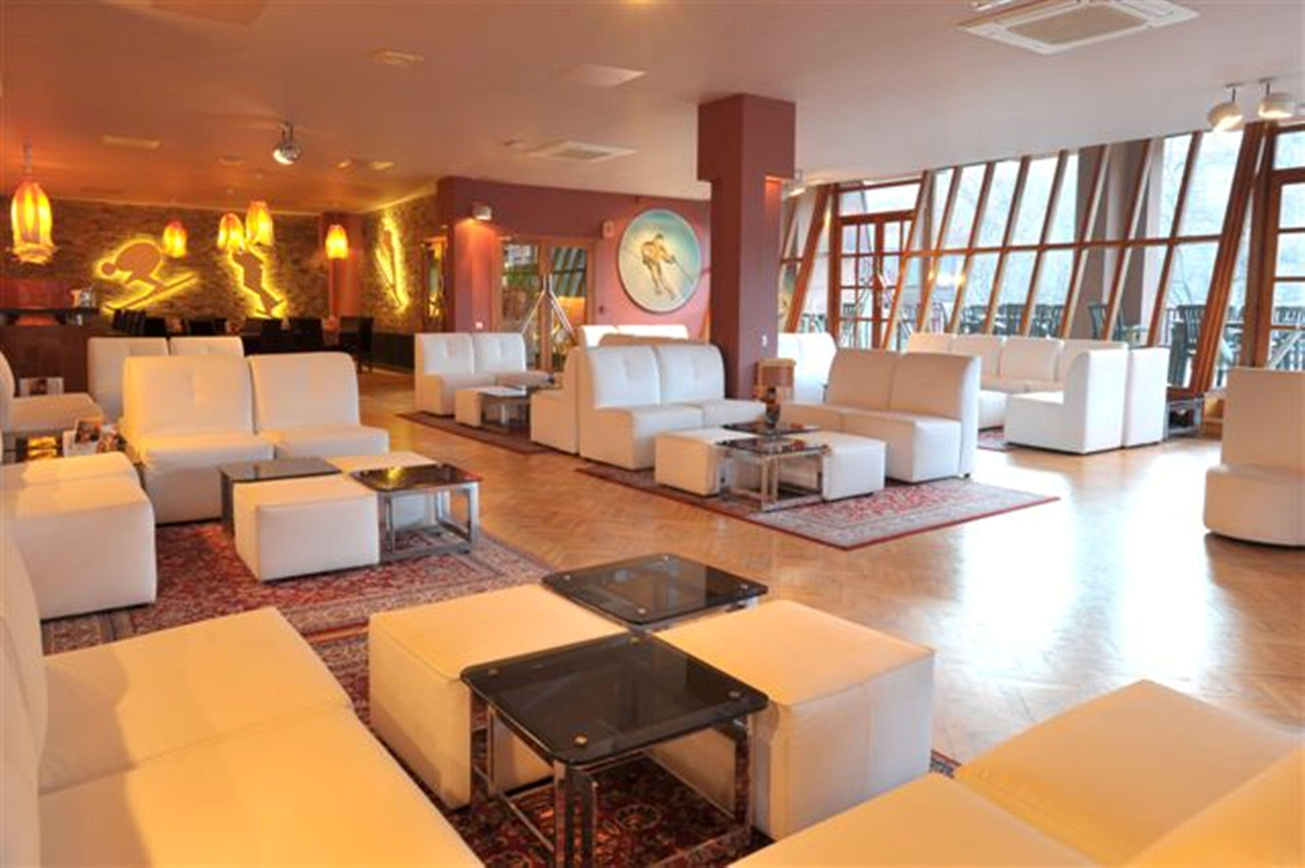 Evenia Monte Alba Hotel เซร์แลร์ ภายนอก รูปภาพ