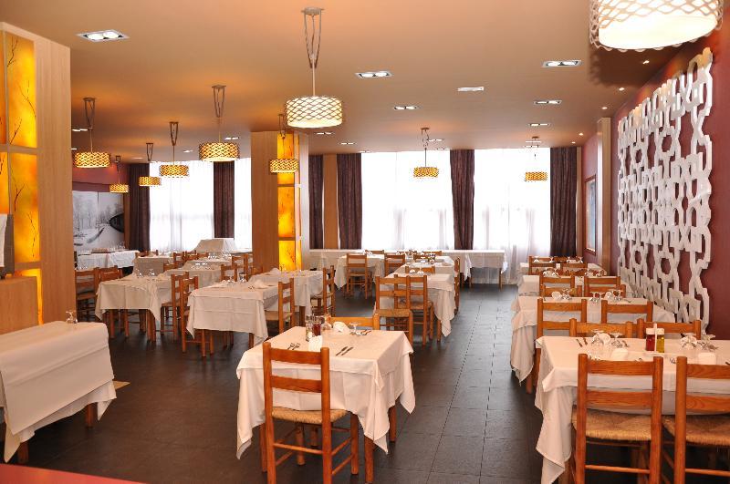 Evenia Monte Alba Hotel เซร์แลร์ ภายนอก รูปภาพ